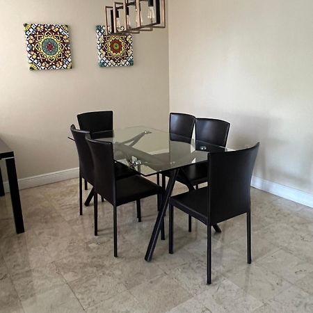 Renovated 2/2 Unit At Yacht Club/Aventura Apartment Bagian luar foto