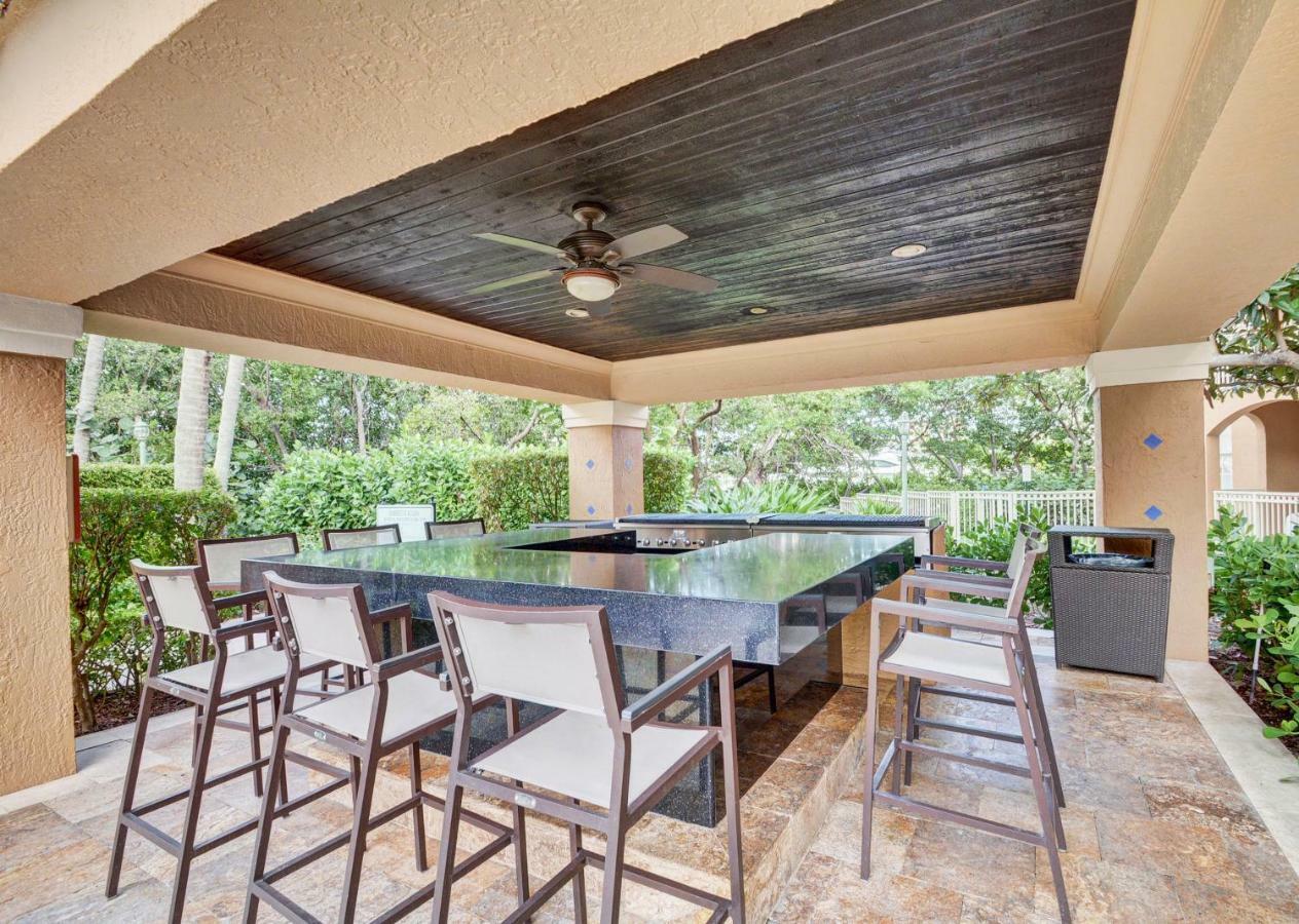 Renovated 2/2 Unit At Yacht Club/Aventura Apartment Bagian luar foto
